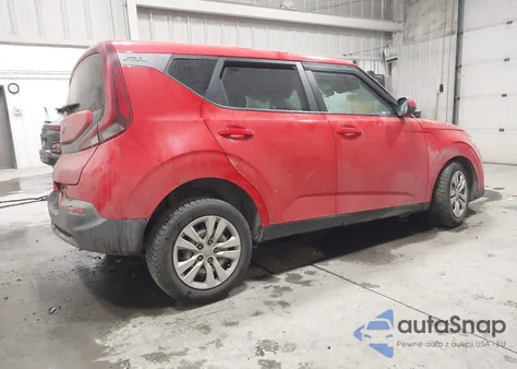 2020 Kia Soul Lx z USA, uszkodzony, nr VIN KNDJ23AU9L7123714